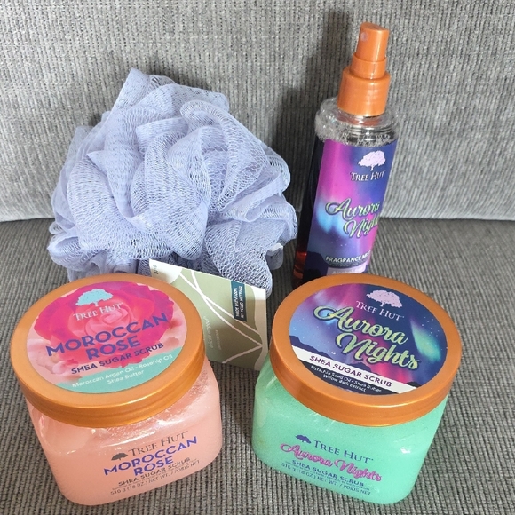 Tree Hut Moroccan Rose and Aurora Nights Bath Set, All New, 4 Items. - Picture 10 of 10